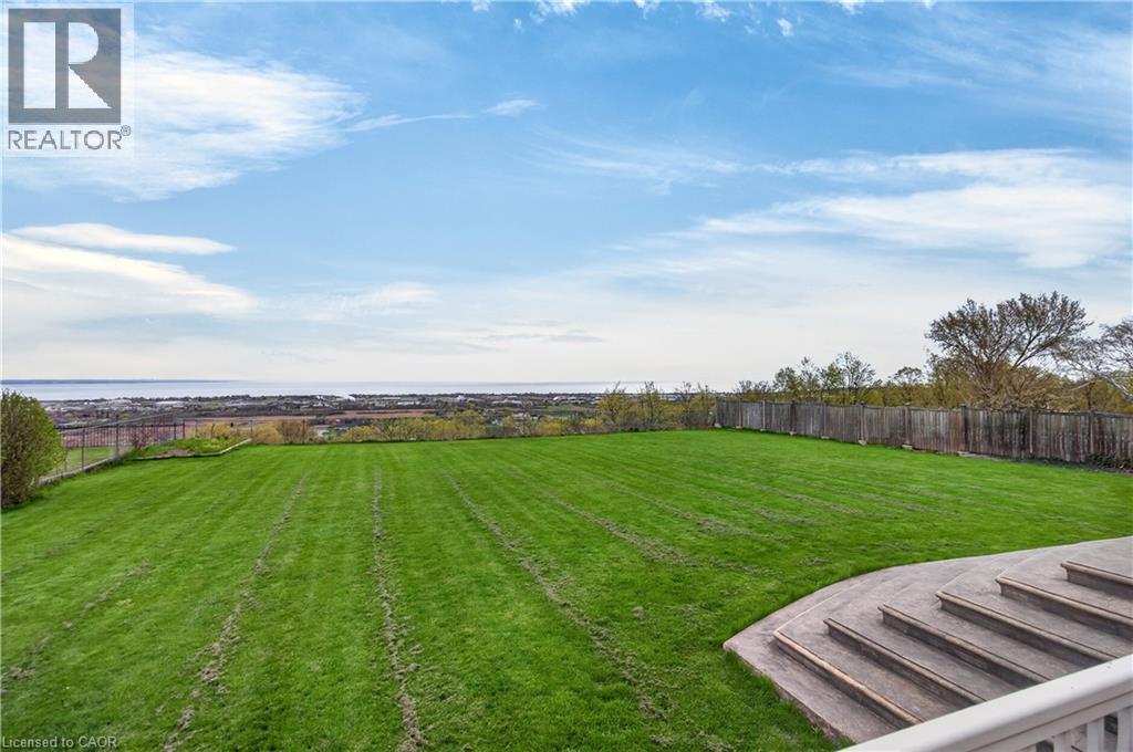 803 Ridge Road, Hamilton, Ontario  L8J 2Y3 - Photo 6 - 40842425