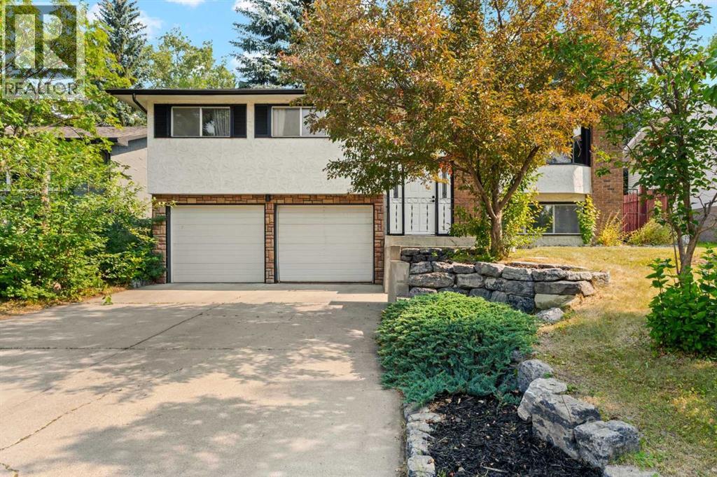 5467 Dalrymple Crescent Nw, Calgary, Alberta  T3A 1R4 - Photo 1 - A2333838