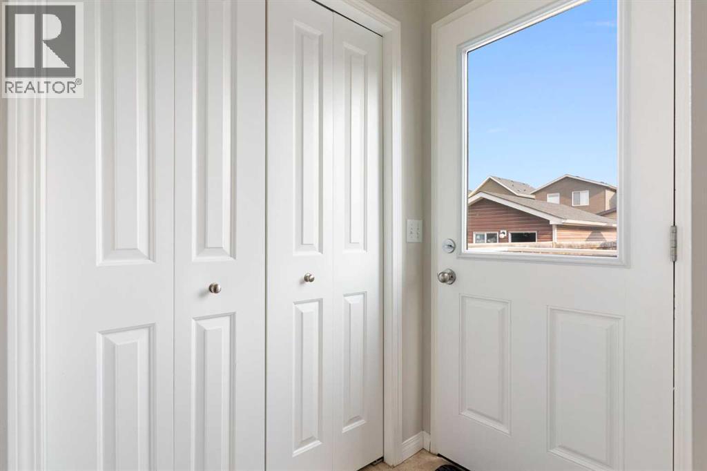 16 Fireside Way, Cochrane, Alberta  T4C 0R1 - Photo 25 - A2336797