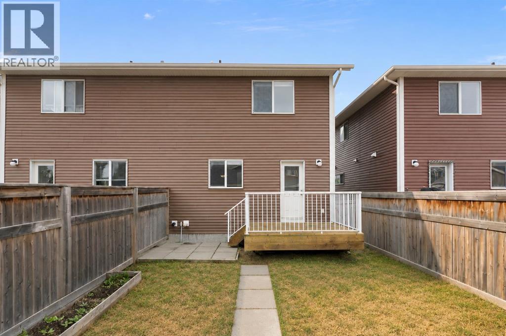 16 Fireside Way, Cochrane, Alberta  T4C 0R1 - Photo 37 - A2336797