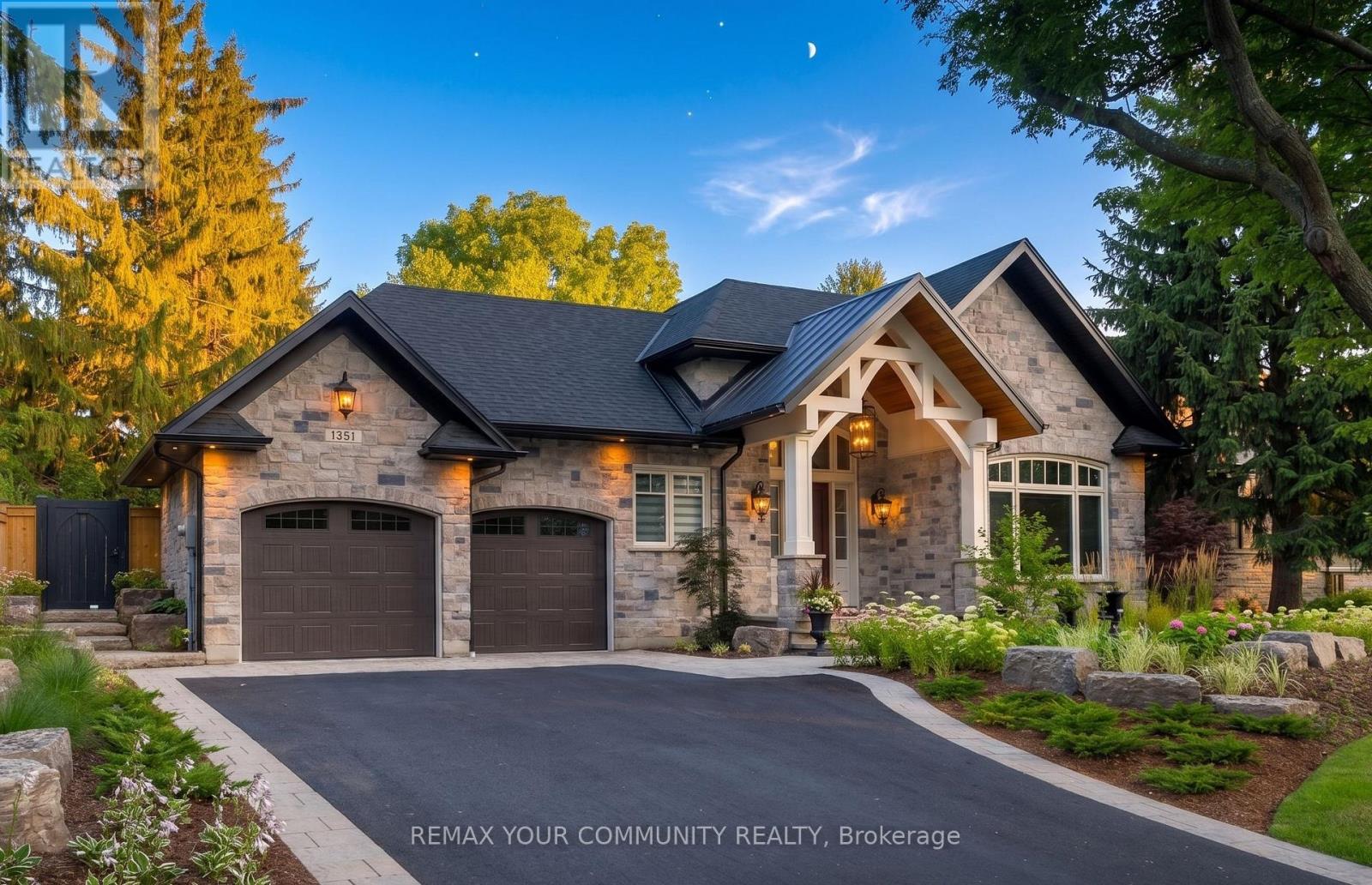 1551 WARLAND ROAD, Oakville, Ontario