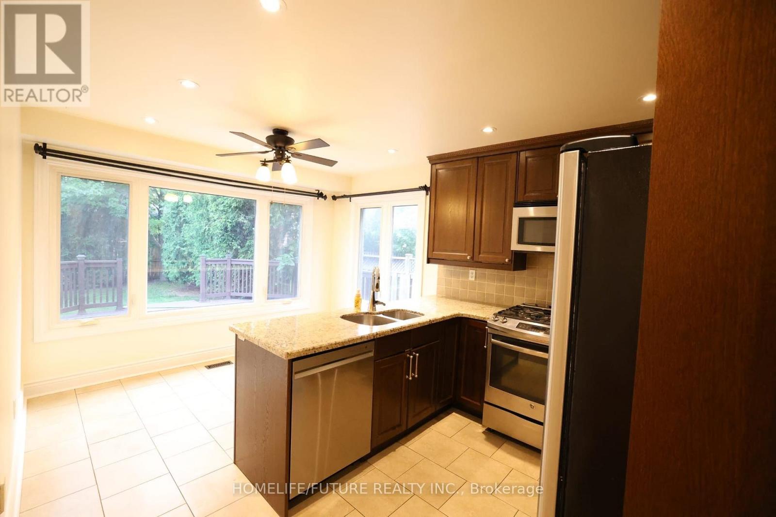 6320 Millers Grove, Mississauga, Ontario L5N 3H7 - Photo 12 - W13671818