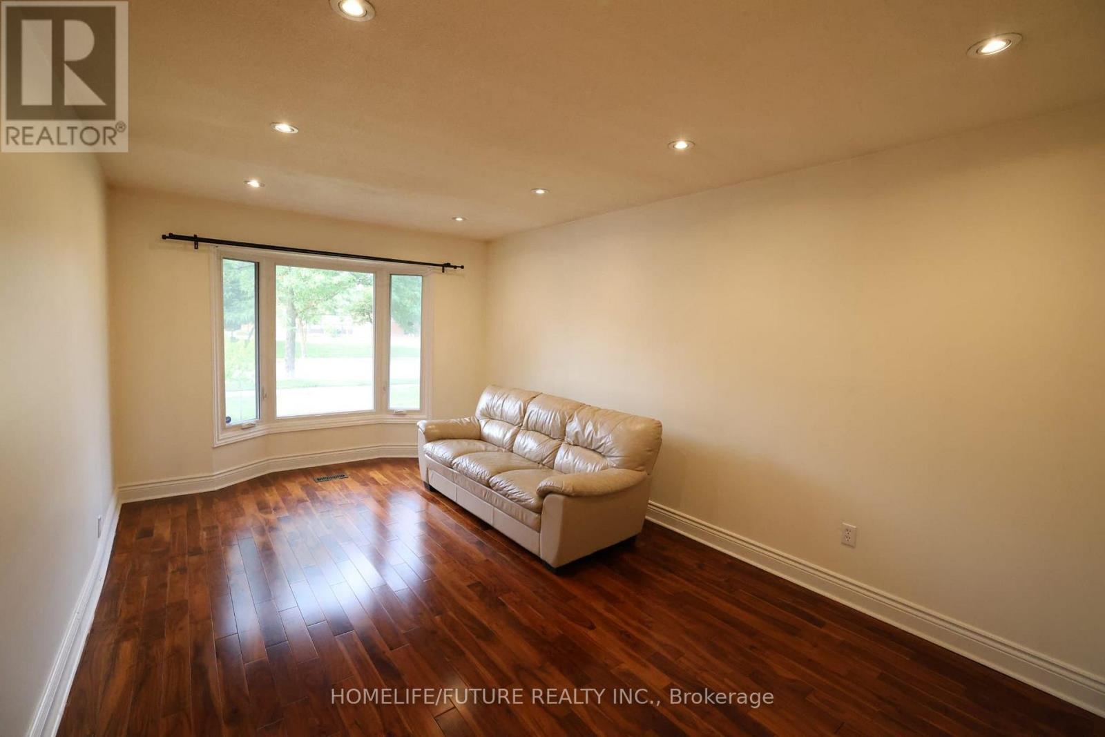 6320 Millers Grove, Mississauga, Ontario L5N 3H7 - Photo 16 - W13671818