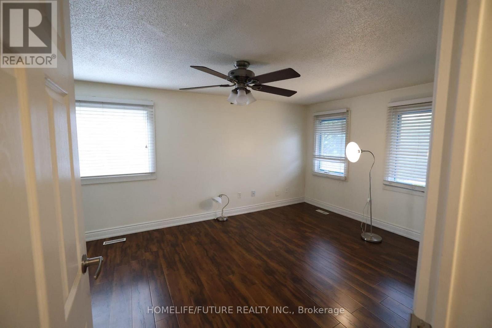 6320 Millers Grove, Mississauga, Ontario L5N 3H7 - Photo 23 - W13671818
