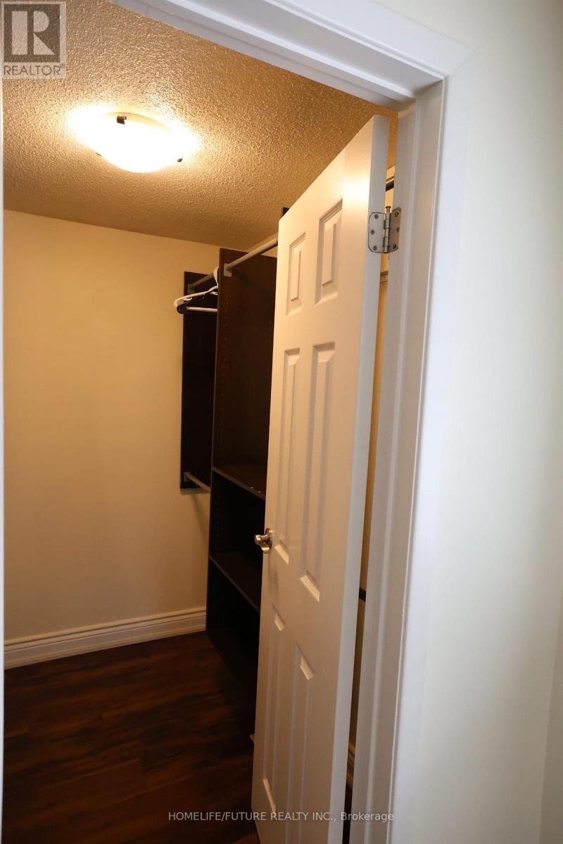 6320 Millers Grove, Mississauga, Ontario L5N 3H7 - Photo 28 - W13671818