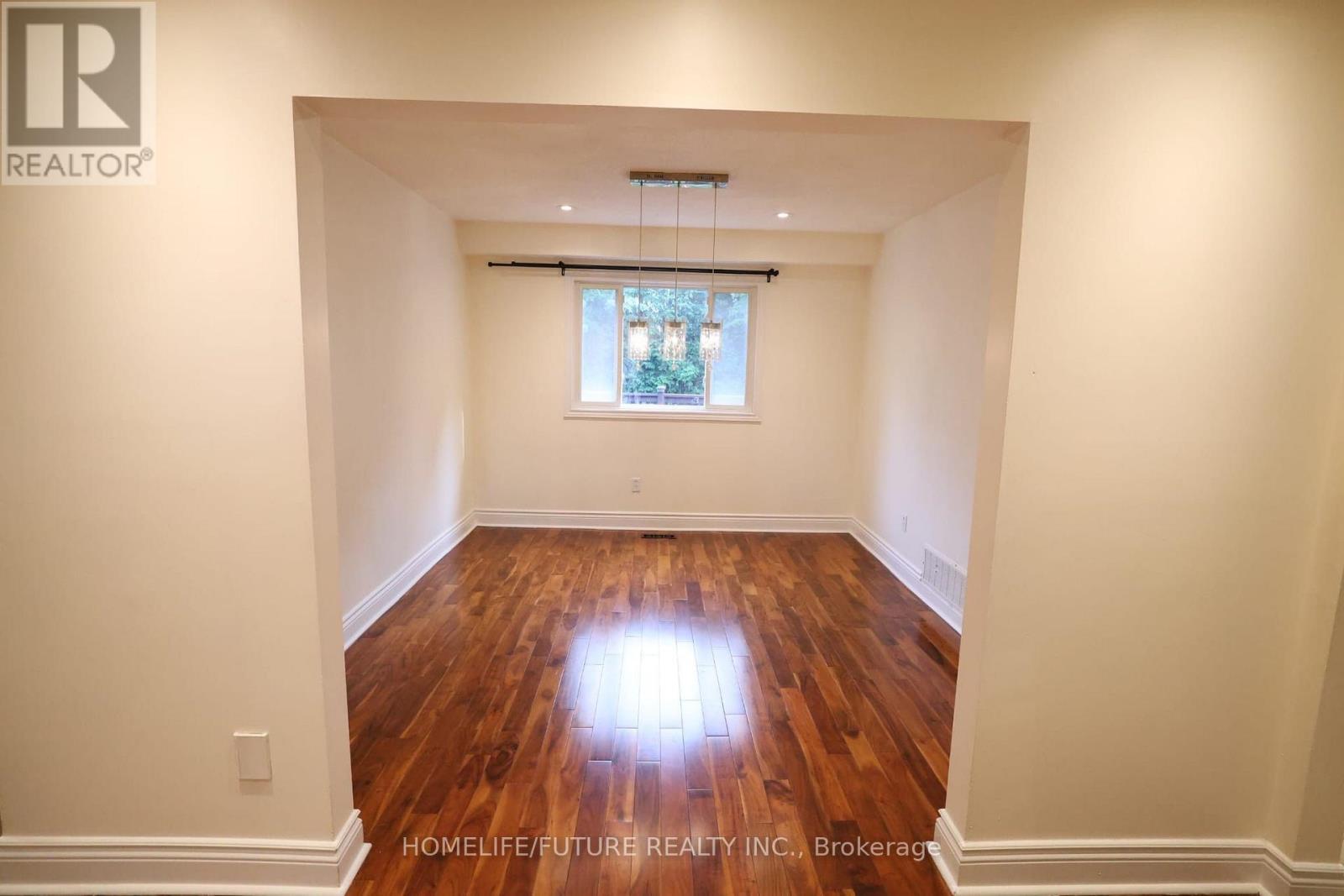 6320 Millers Grove, Mississauga, Ontario L5N 3H7 - Photo 30 - W13671818