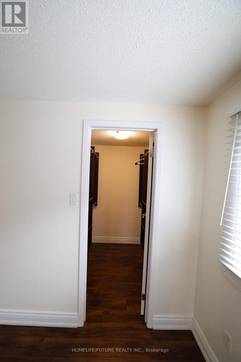 6320 Millers Grove, Mississauga, Ontario L5N 3H7 - Photo 31 - W13671818