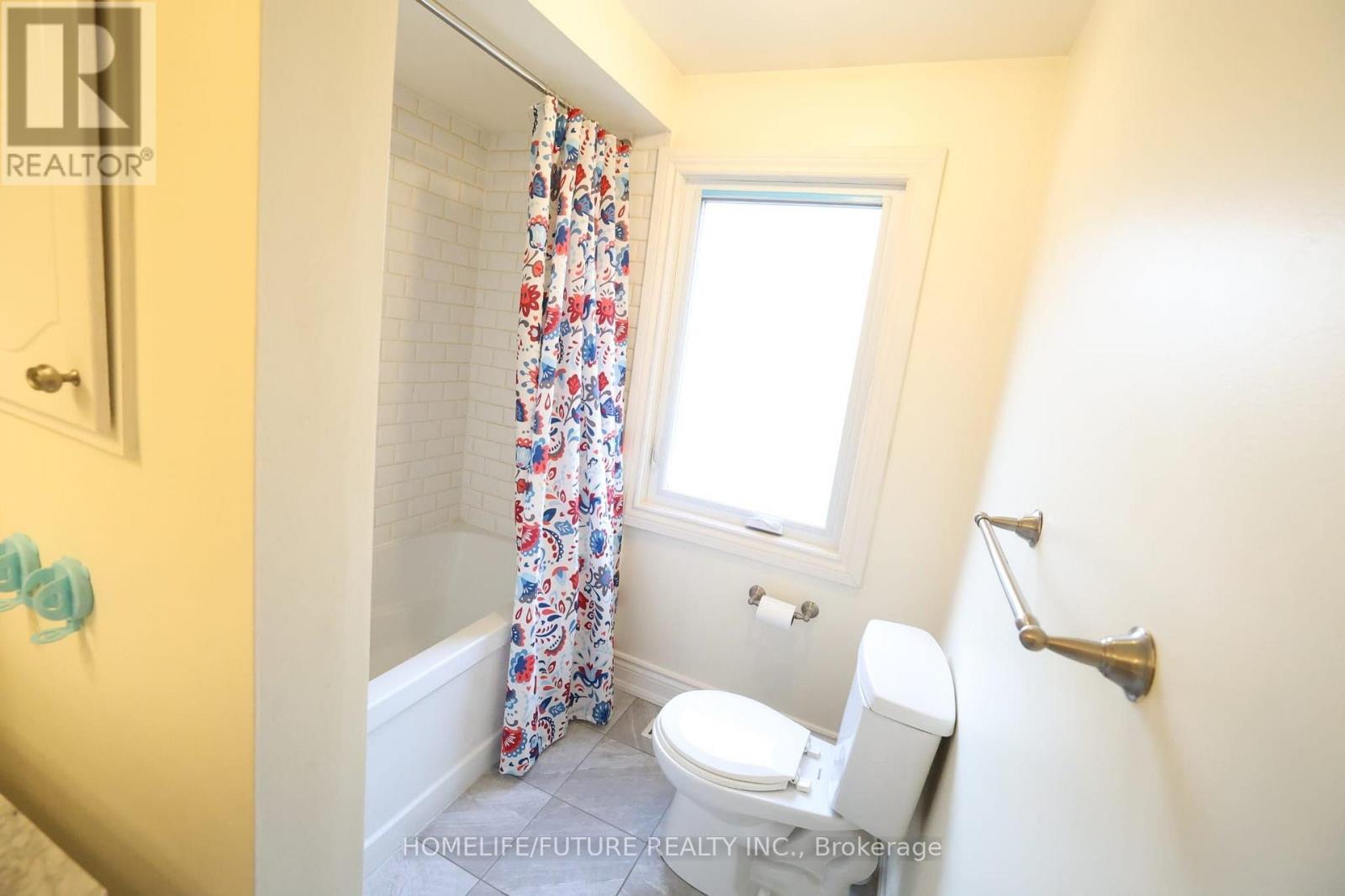 6320 Millers Grove, Mississauga, Ontario L5N 3H7 - Photo 5 - W13671818