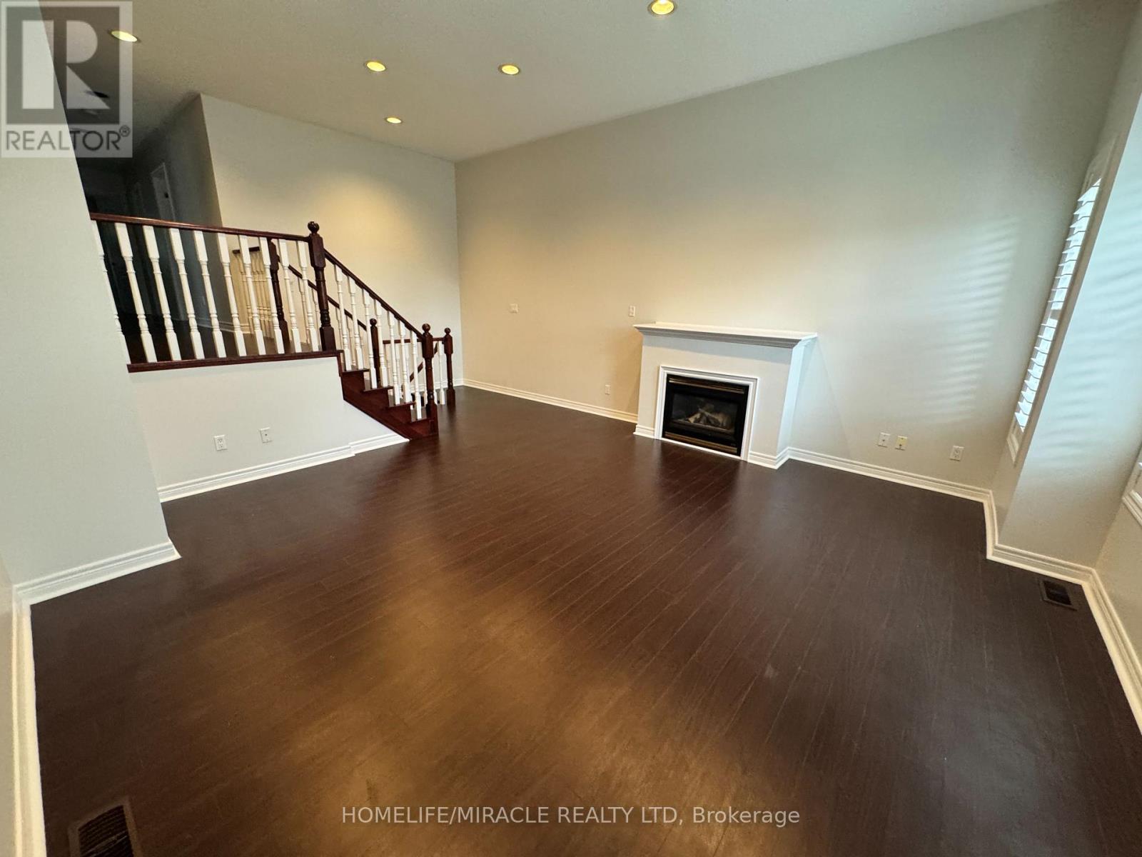 6 Sweet Briar Lane, Brampton, Ontario  L6Z 4V3 - Photo 18 - W13671916