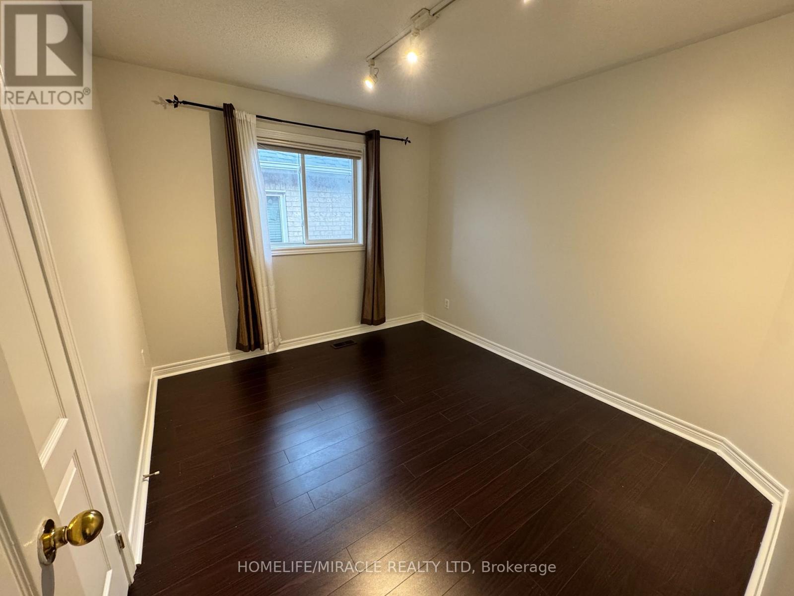 6 Sweet Briar Lane, Brampton, Ontario  L6Z 4V3 - Photo 21 - W13671916