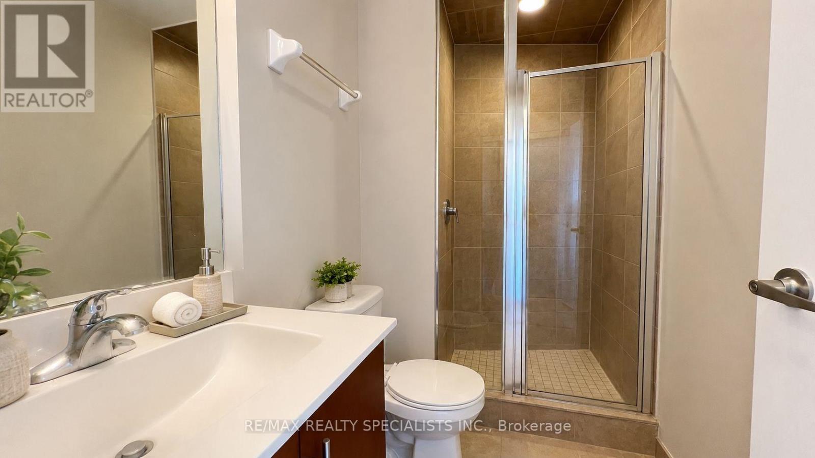 2702 - 330 Burnhamthorpe Road W, Mississauga, Ontario L5B 0E1 - Photo 4 - W13671930