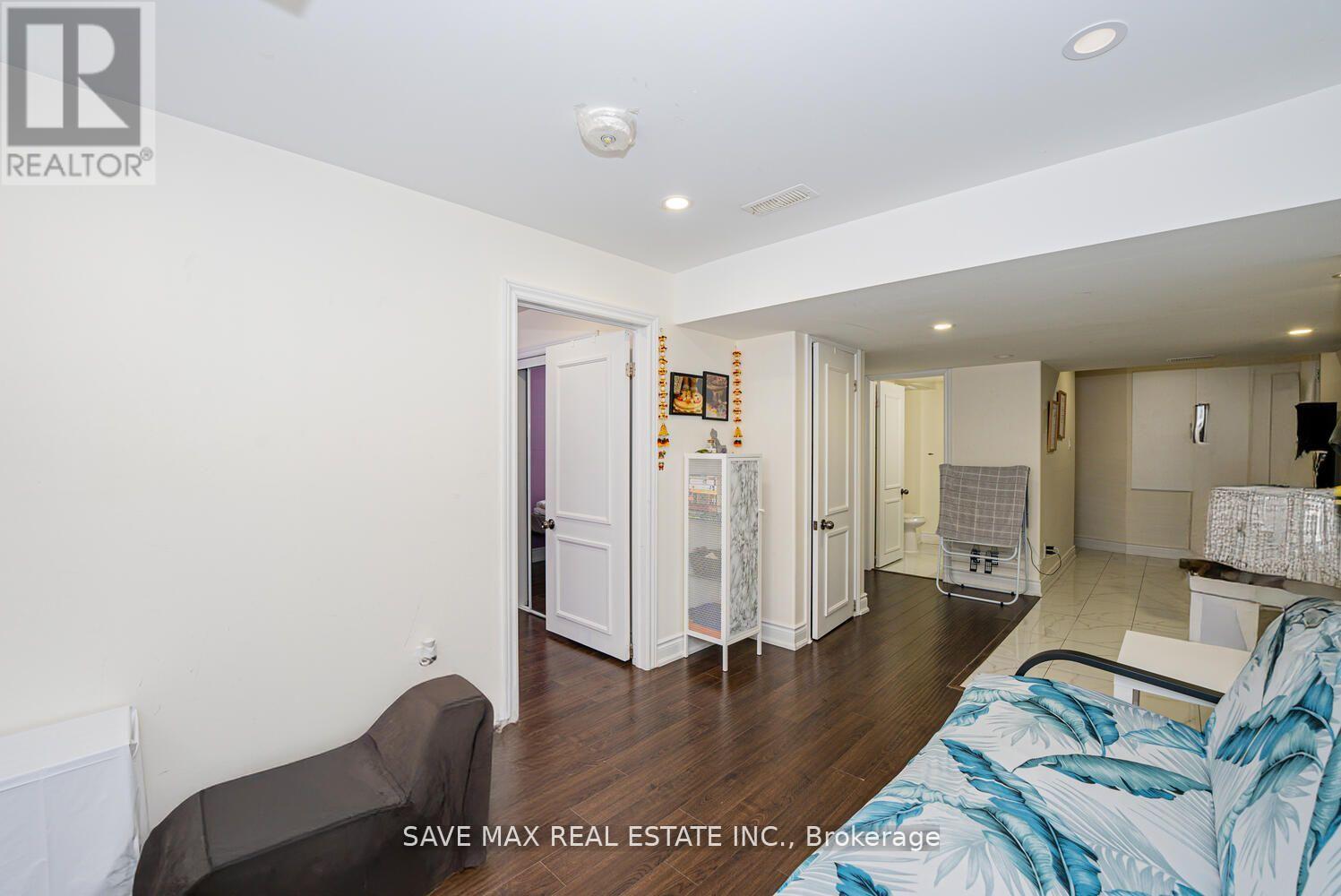 Basement - 20 Desert Garden Drive, Brampton, Ontario  L7A 4V4 - Photo 3 - W13671934