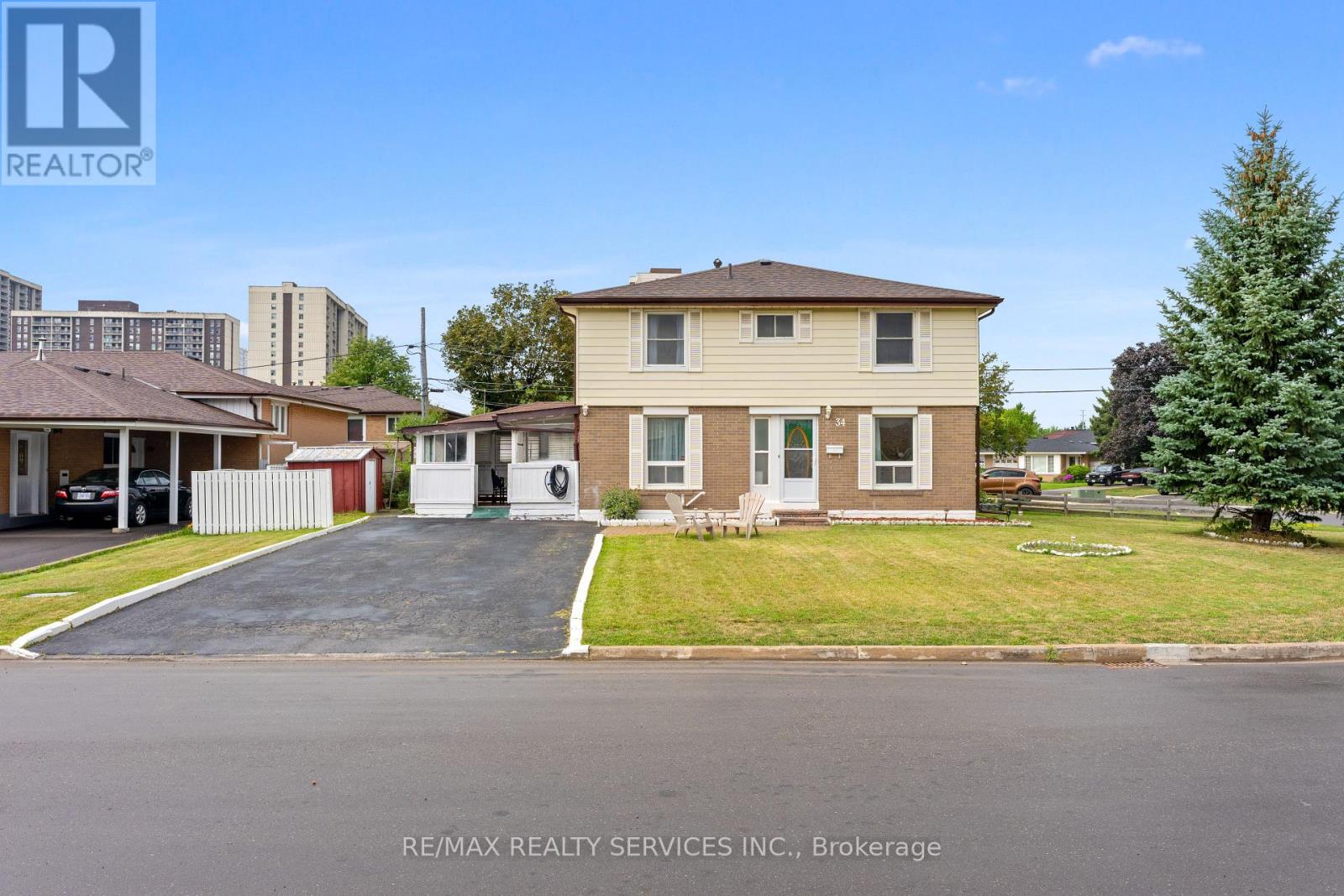 34 CATHCART CRESCENT, Brampton, Ontario