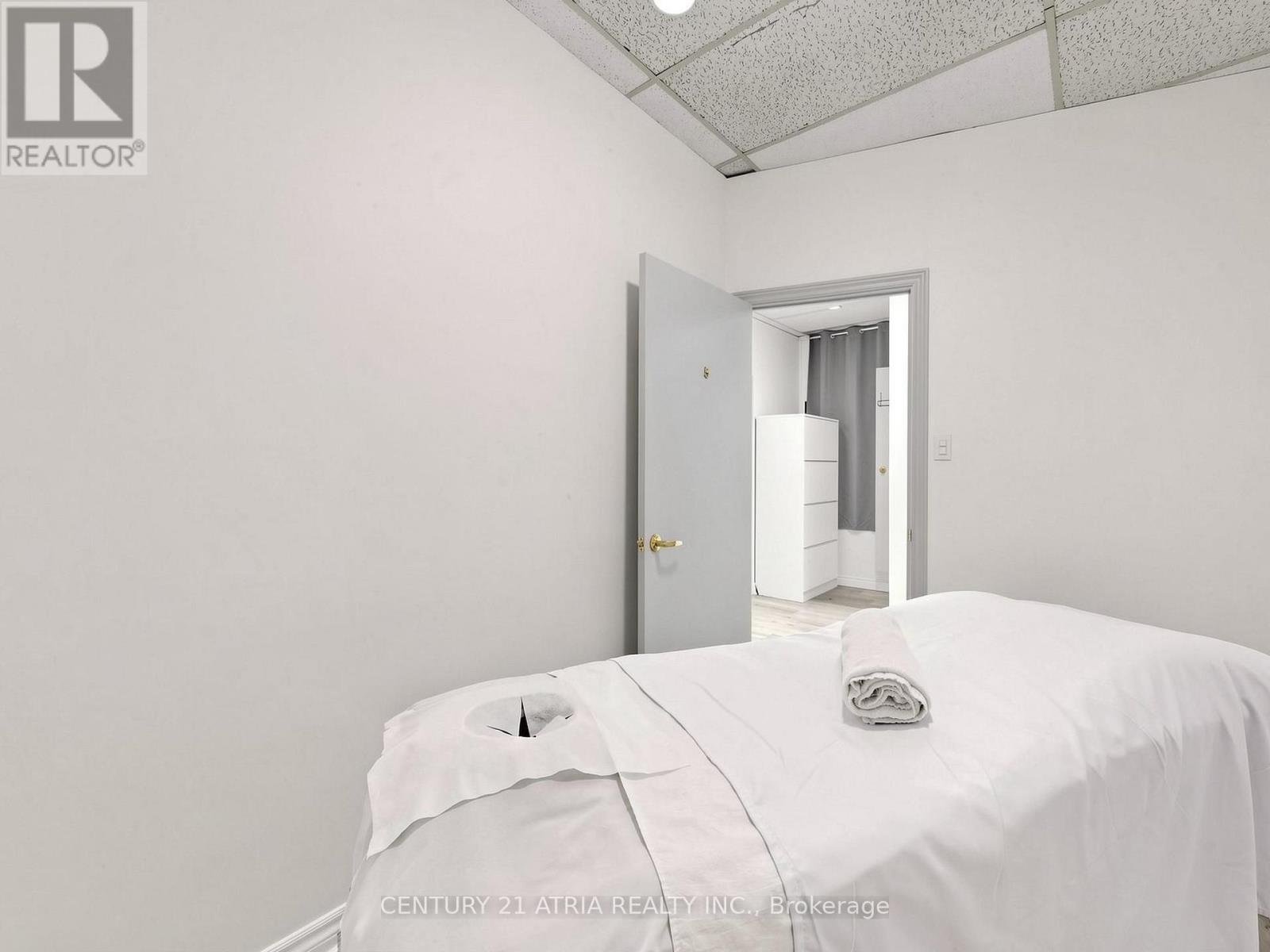 11 - 1100 Dundas Street W, Mississauga, Ontario  L5C 4E7 - Photo 28 - W13672012