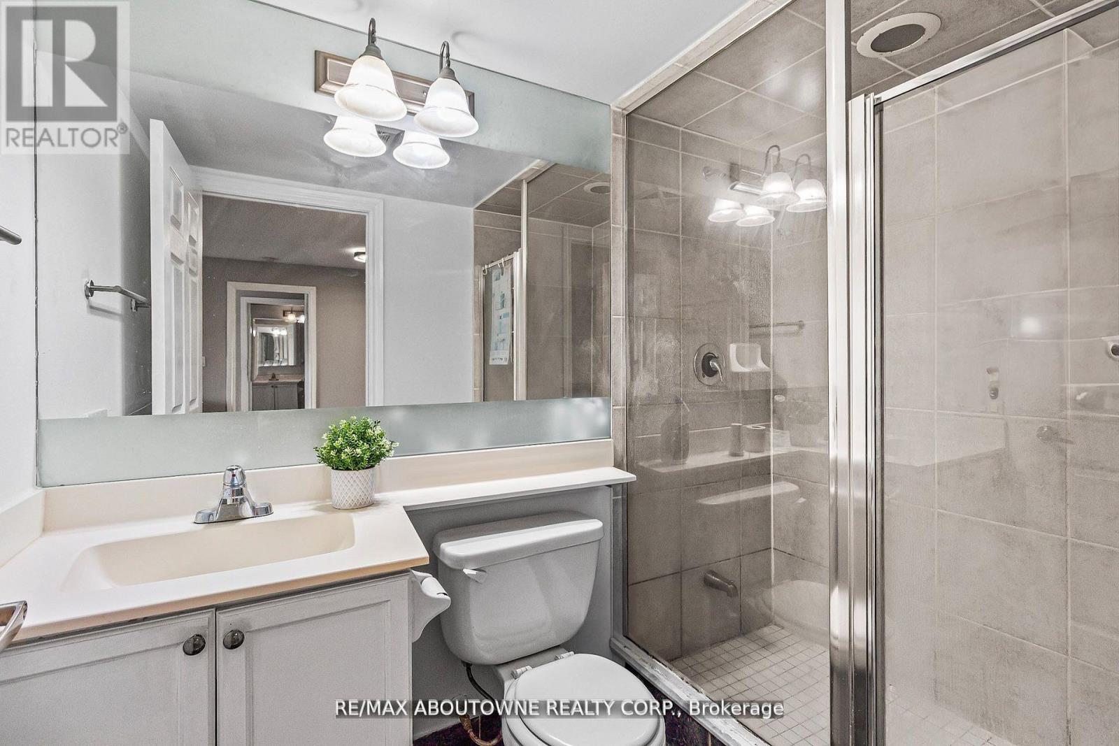 401 - 310 Burnhamthorpe Road W, Mississauga, Ontario  L5B 4P9 - Photo 15 - W13672042