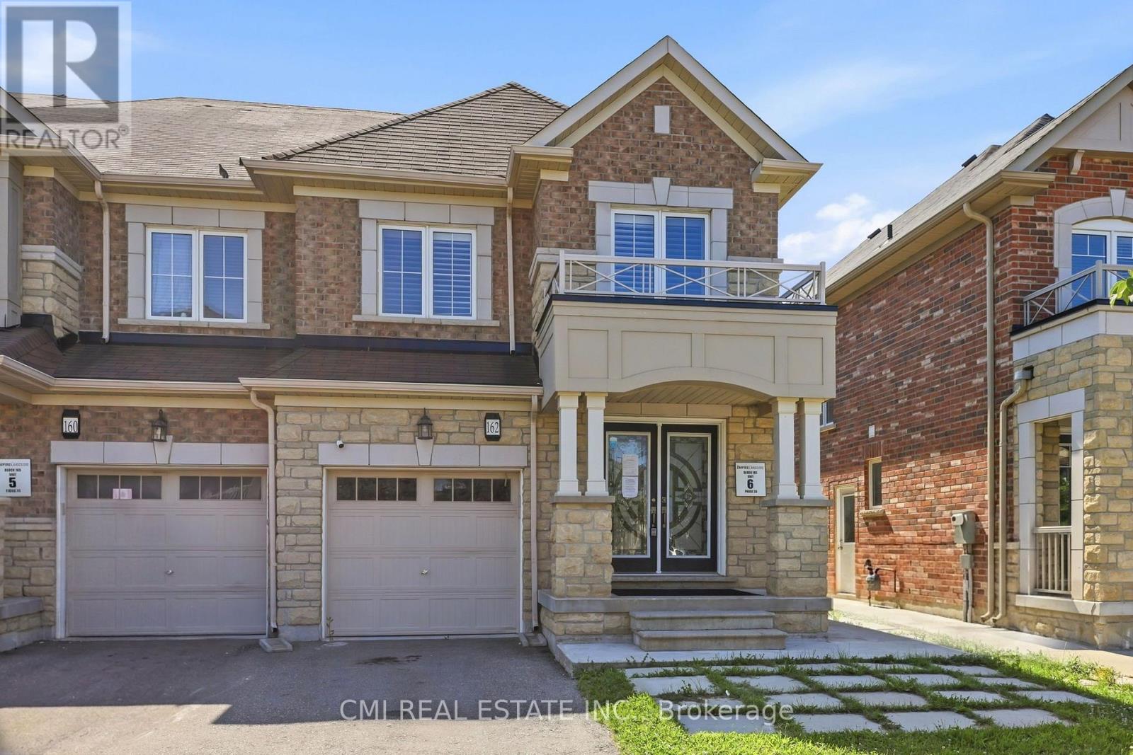 162 Golden Springs Drive, Brampton, Ontario  L7A 4N9 - Photo 2 - W13672048