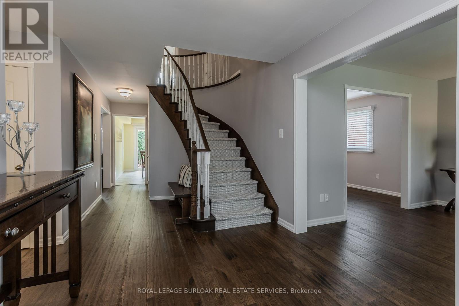 1238 Sable Drive, Burlington, Ontario  L7S 2J6 - Photo 16 - W13672054