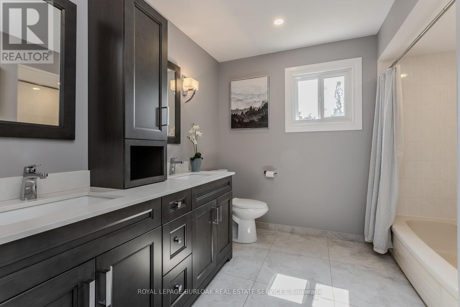 1238 Sable Drive, Burlington, Ontario  L7S 2J6 - Photo 22 - W13672054
