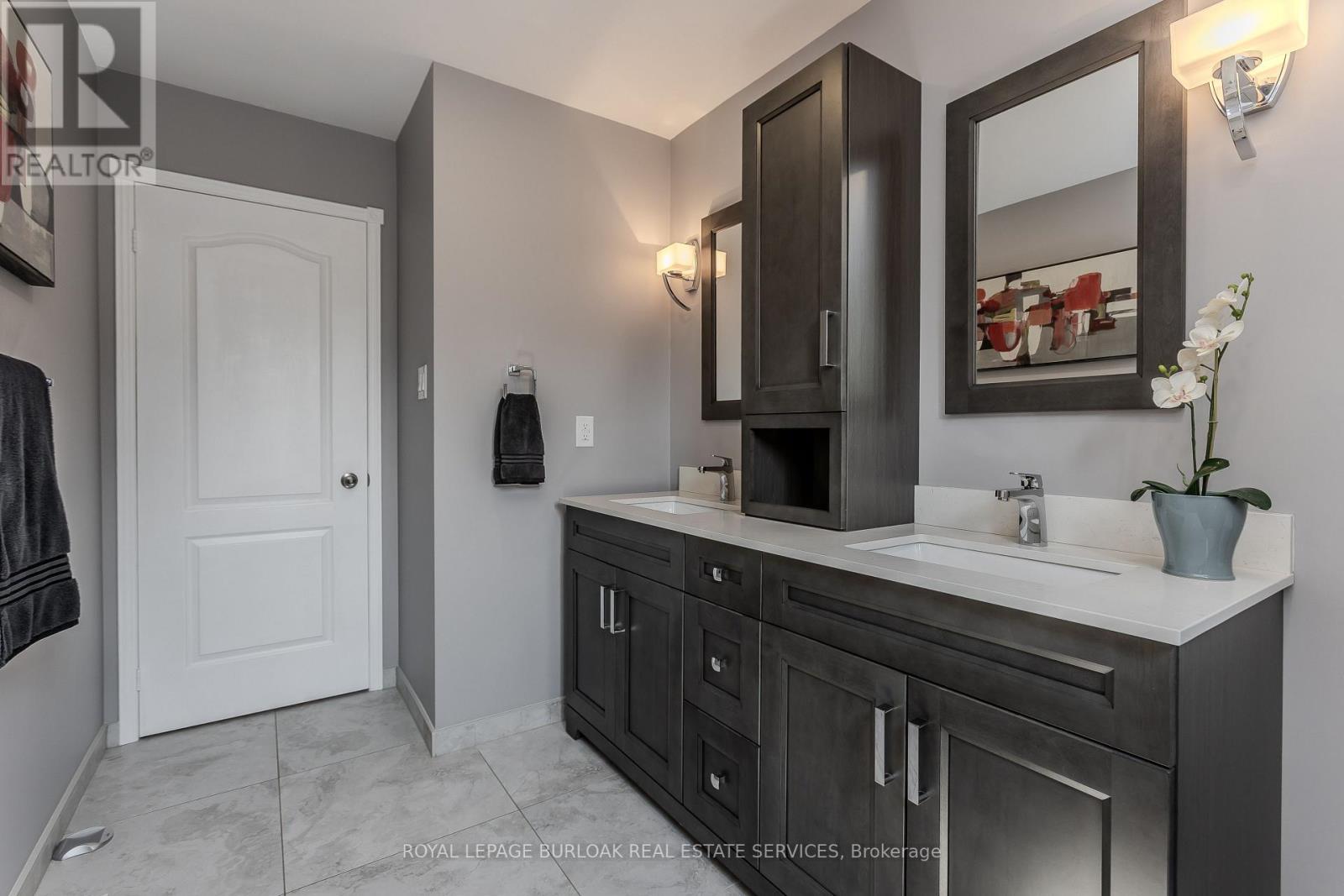 1238 Sable Drive, Burlington, Ontario  L7S 2J6 - Photo 24 - W13672054