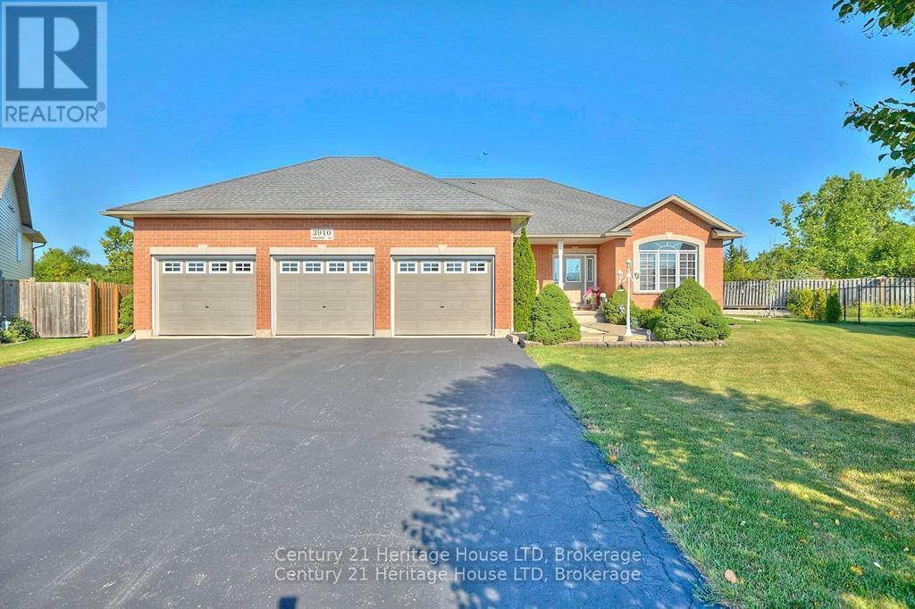 3910 Christina Court, Fort Erie, Ontario  L0S 1N0 - Photo 1 - X13666378