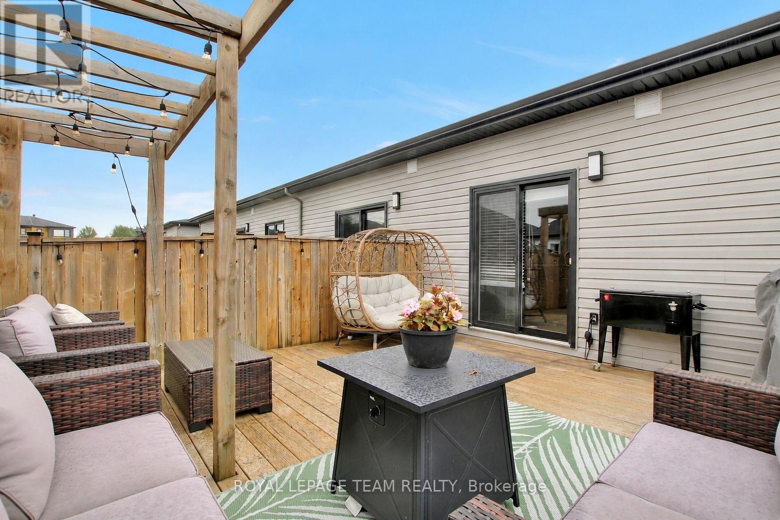 143 St Malo Place, Russell, Ontario  K0A 1W0 - Photo 33 - X13660670