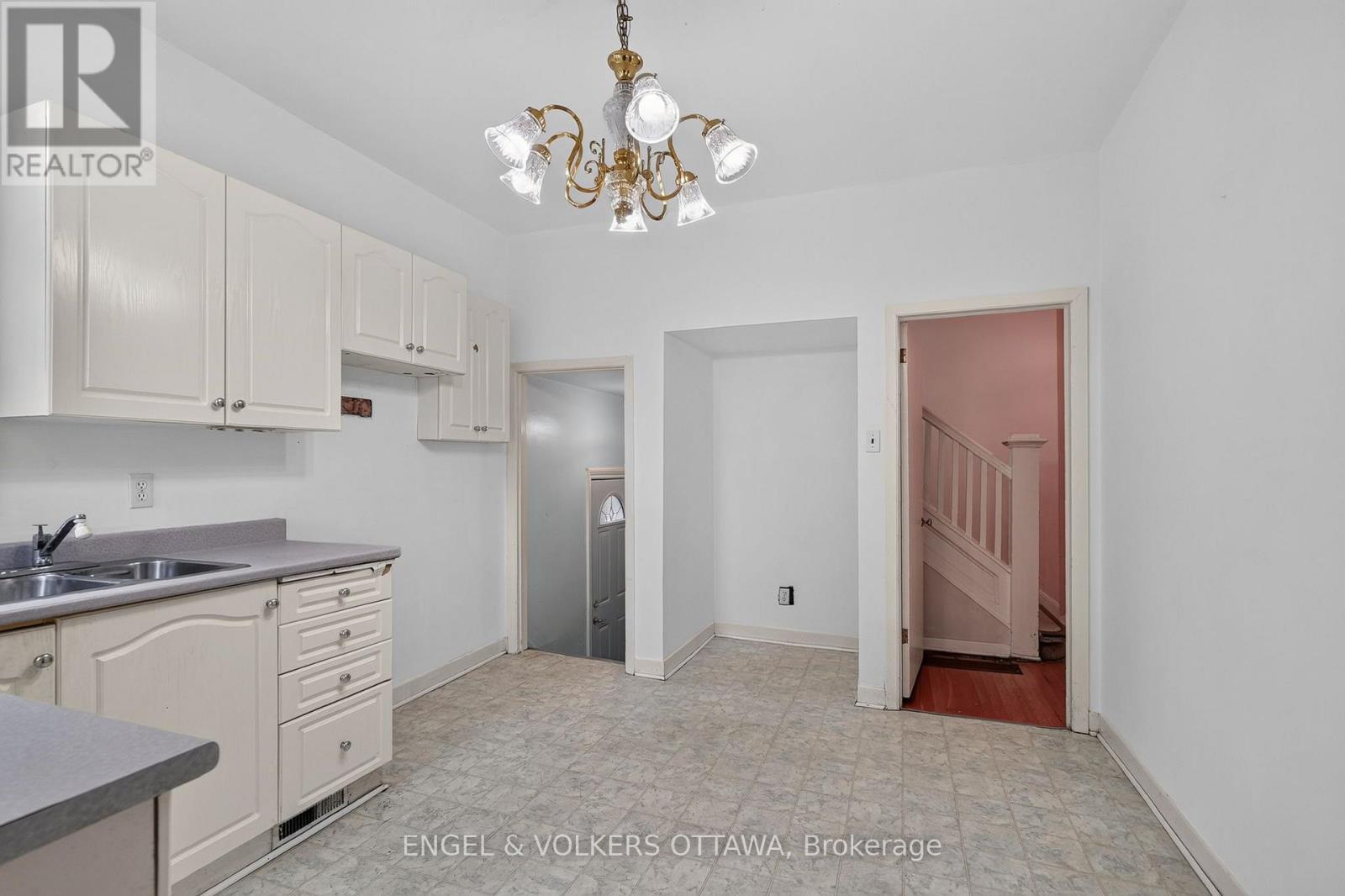 127 Bayswater Avenue, Ottawa, Ontario  K1Y 2G2 - Photo 15 - X13670672
