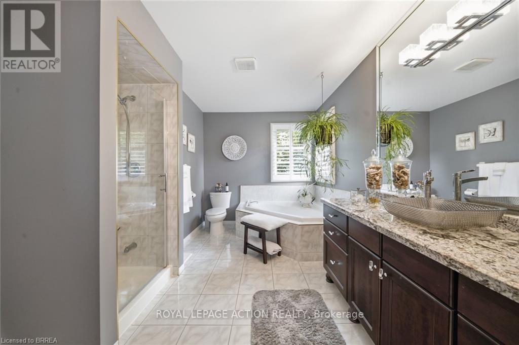 37 Mc Intosh Court, Brantford, Ontario  N3R 7Y1 - Photo 17 - X13671892