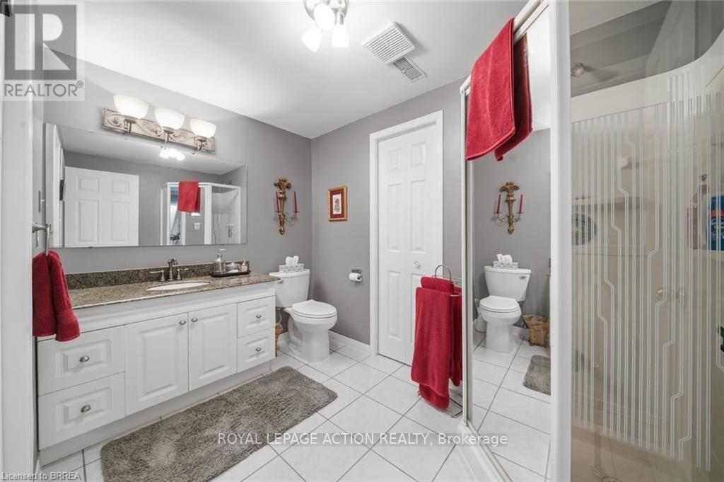 37 Mc Intosh Court, Brantford, Ontario  N3R 7Y1 - Photo 24 - X13671892