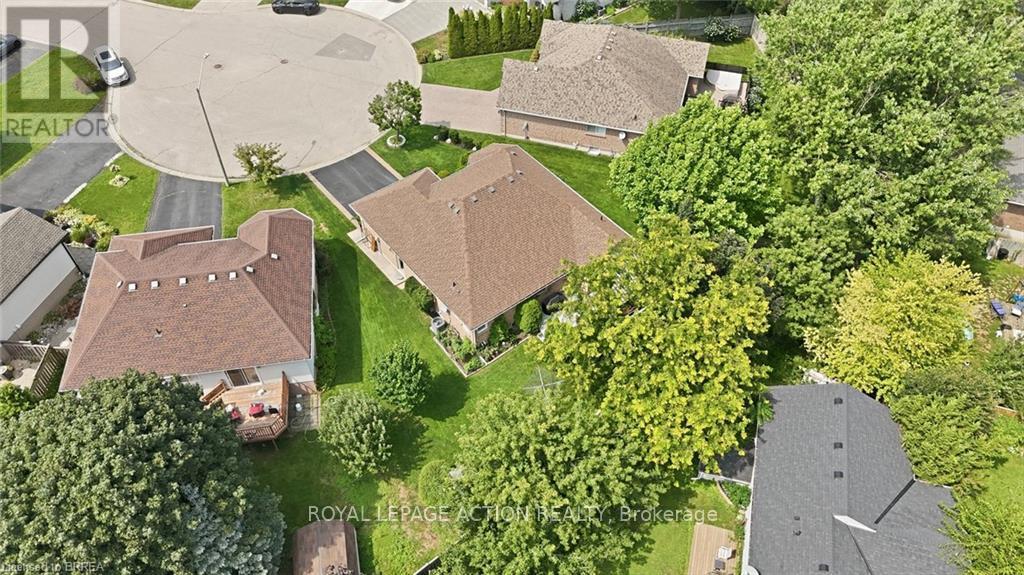 37 Mc Intosh Court, Brantford, Ontario  N3R 7Y1 - Photo 39 - X13671892