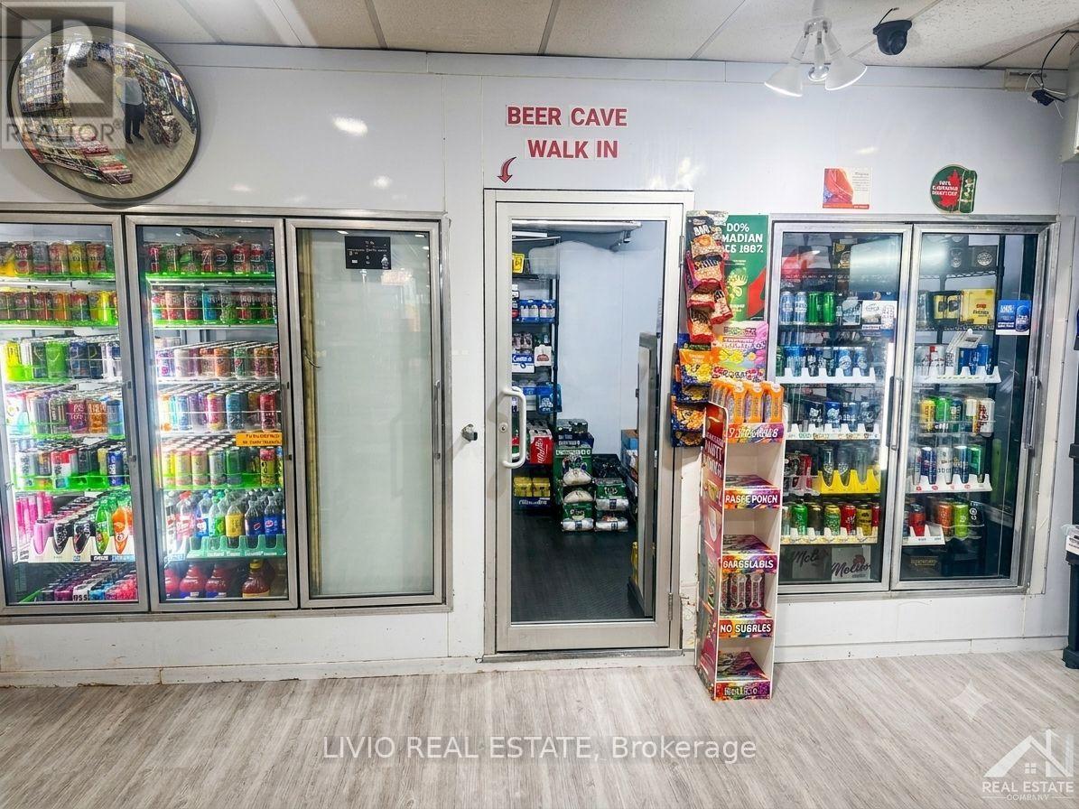 2138 King St Street E, Hamilton, Ontario  L8K 5W7 - Photo 5 - X13672006