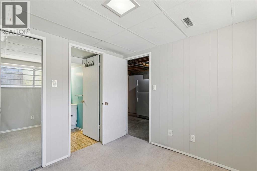 3624 Cedarille Drive SW, Calgary, Alberta T2W 3X8 - Photo 29 - A2334574