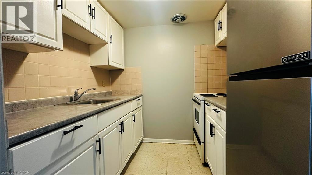 1200 Courtland Avenue E Unit# 9, Kitchener, Ontario  N2C 1K7 - Photo 7 - 40854425