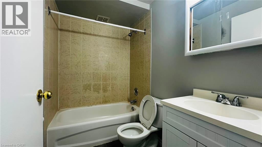 1200 Courtland Avenue E Unit# 9, Kitchener, Ontario  N2C 1K7 - Photo 16 - 40854425