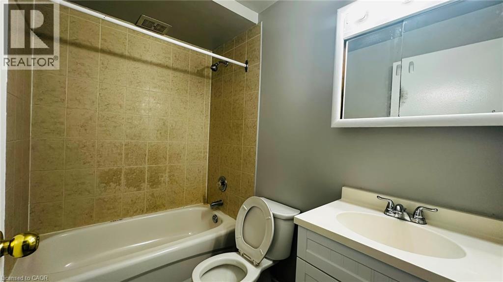 1200 Courtland Avenue E Unit# 9, Kitchener, Ontario  N2C 1K7 - Photo 15 - 40854425