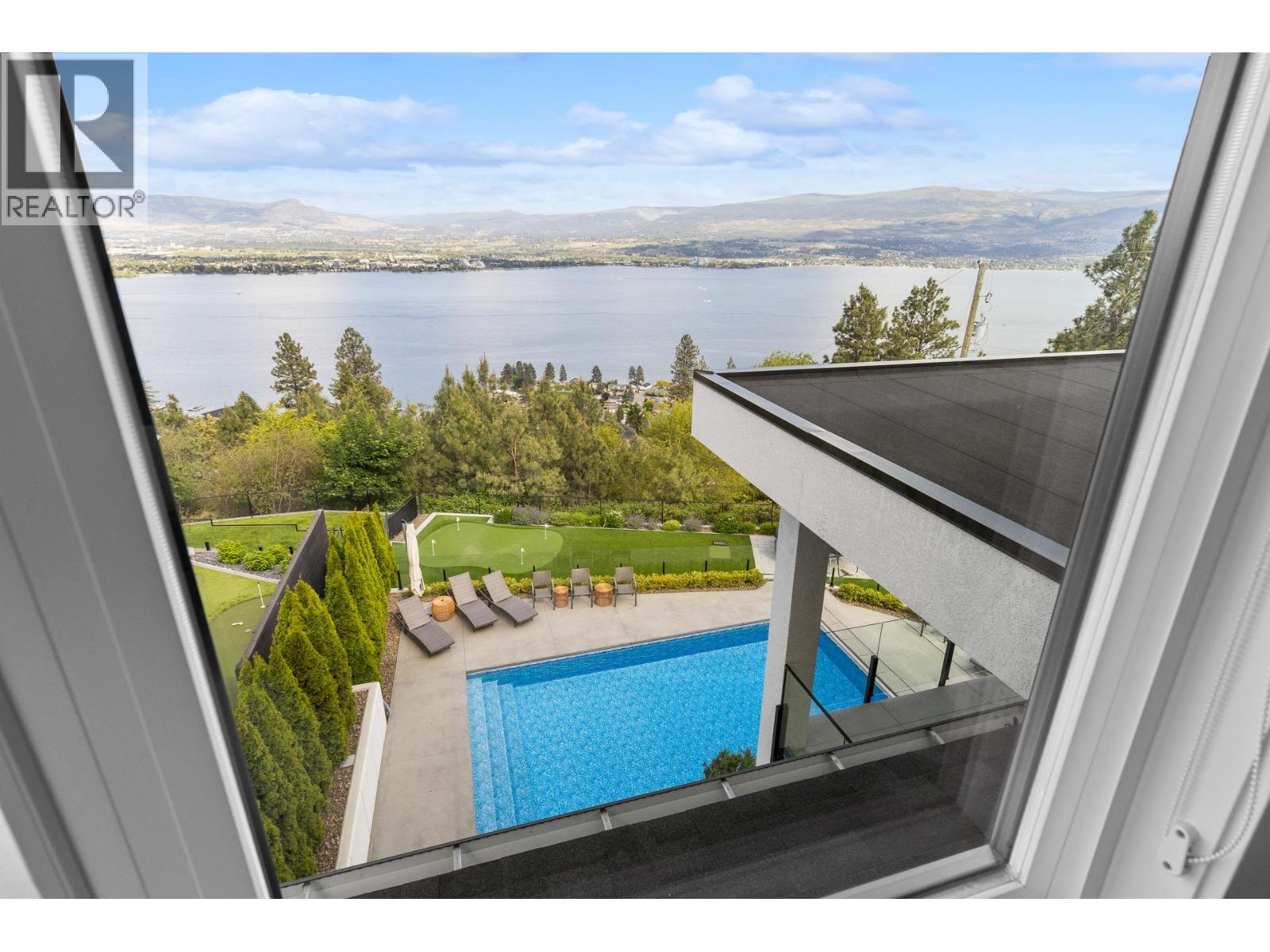 695 Lake Court, West Kelowna, British Columbia  V1Z 0A3 - Photo 60 - 10388859