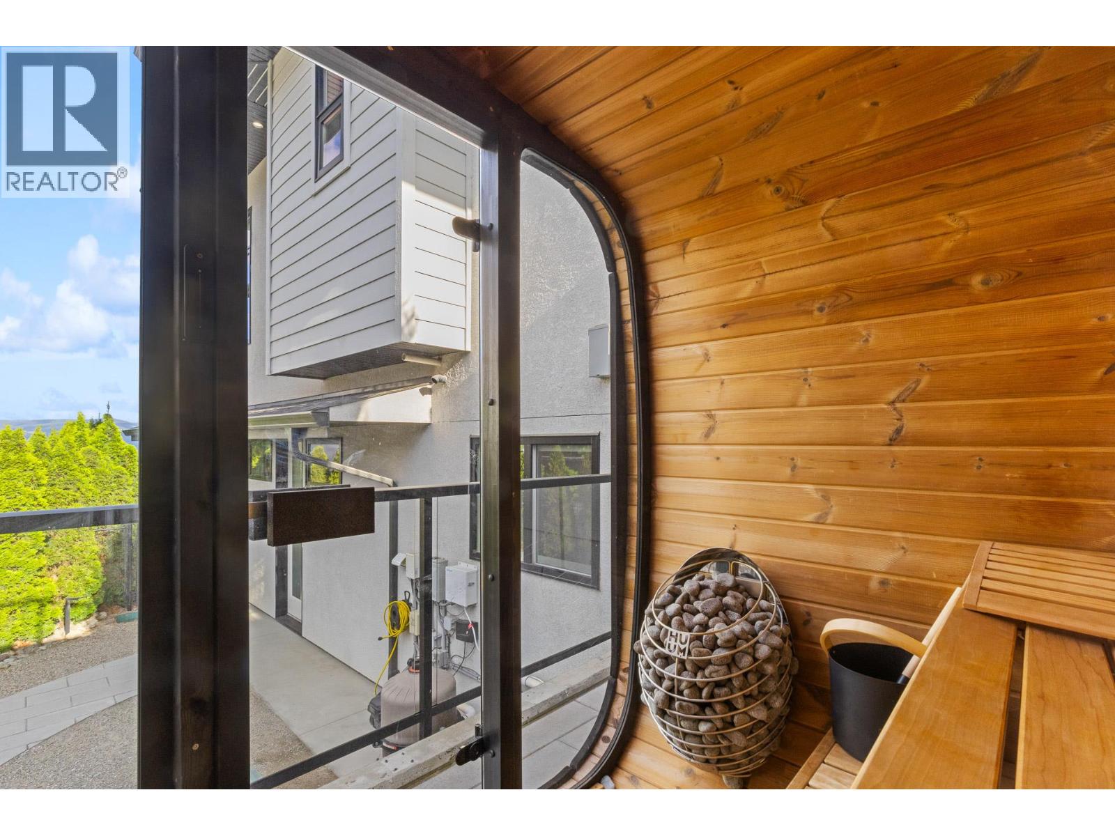695 Lake Court, West Kelowna, British Columbia  V1Z 0A3 - Photo 71 - 10388859