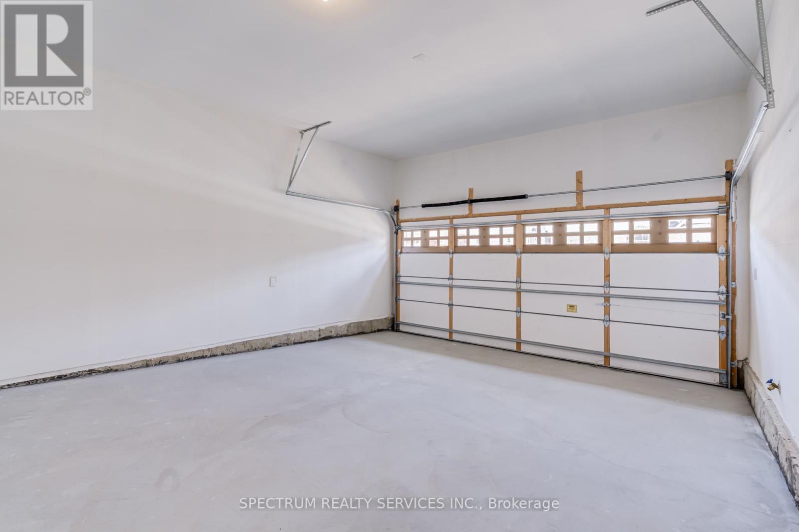 8 Abelia Street, Brampton, Ontario  L6R 4C7 - Photo 15 - W13518240