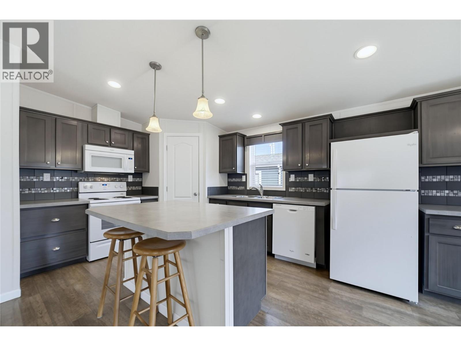 4811 10a Avenue NE Unit# 28, Salmon Arm, British Columbia  V1E 1C5 - Photo 13 - 10397170