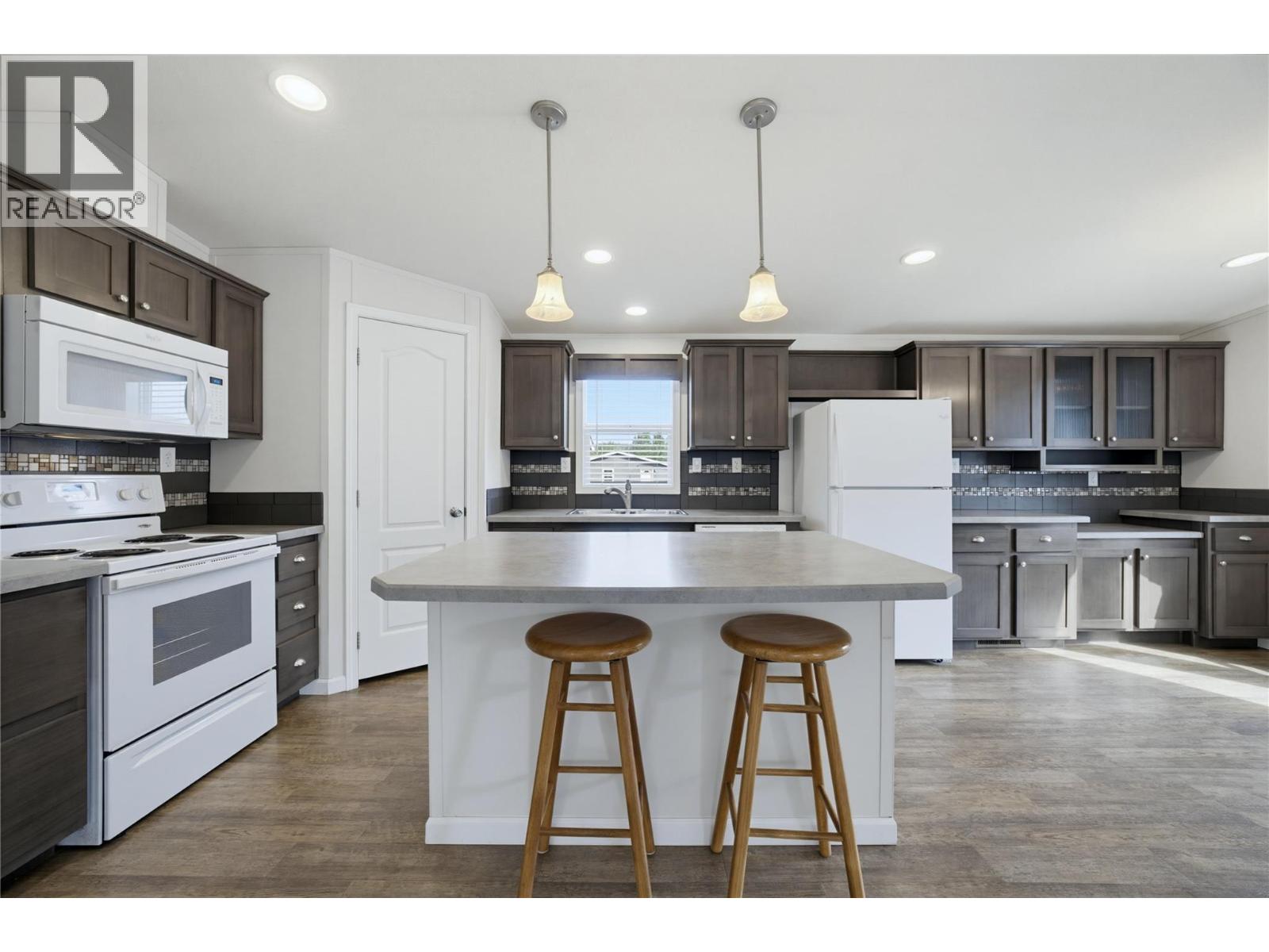 4811 10a Avenue NE Unit# 28, Salmon Arm, British Columbia  V1E 1C5 - Photo 14 - 10397170