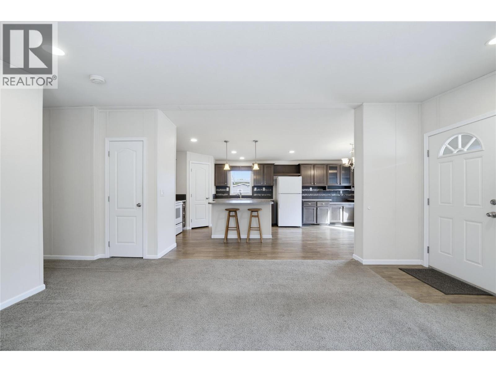 4811 10a Avenue NE Unit# 28, Salmon Arm, British Columbia  V1E 1C5 - Photo 6 - 10397170