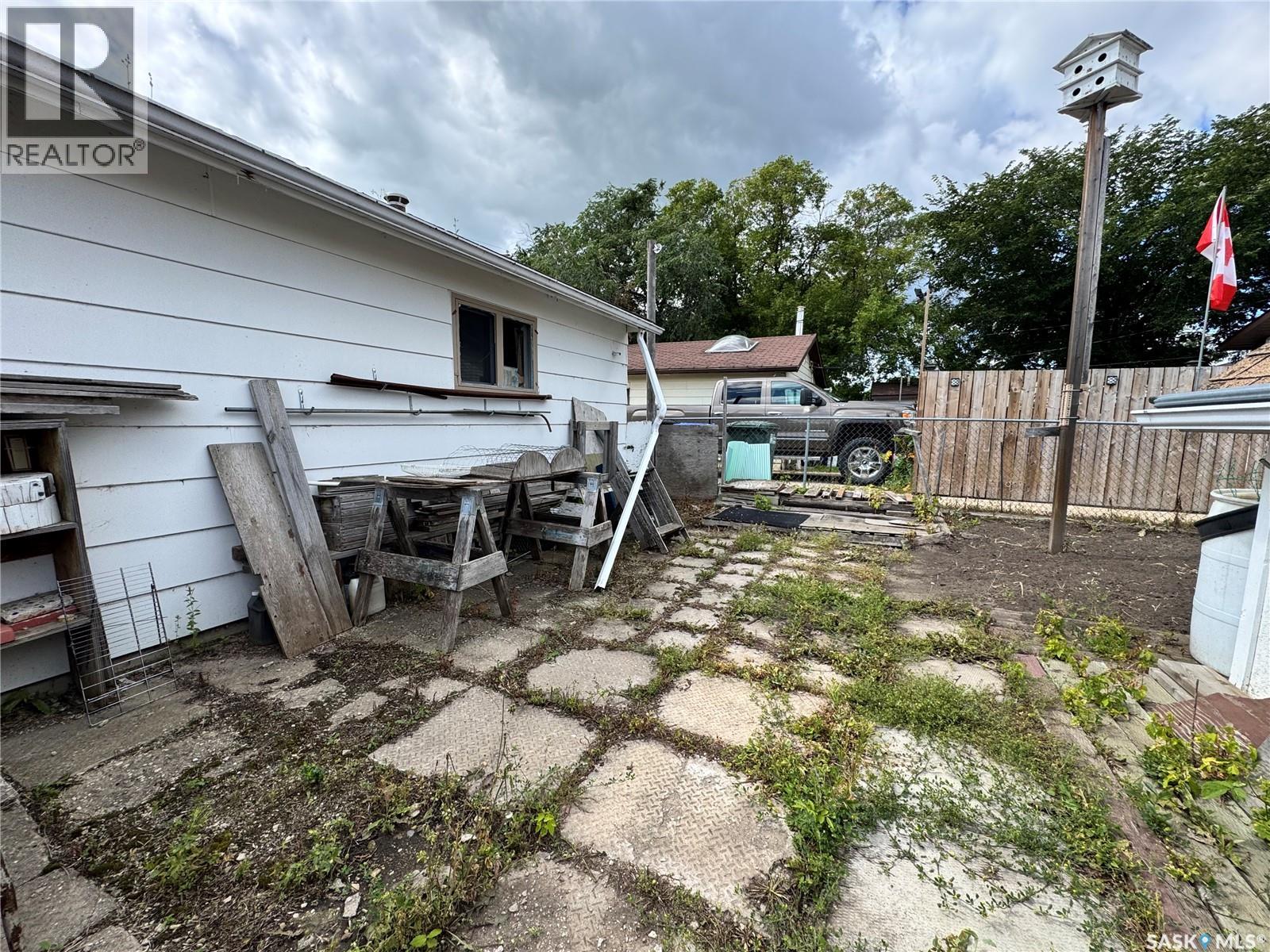 1803 14th Street W, Prince Albert, Saskatchewan  S6V 3N9 - Photo 5 - SK045389