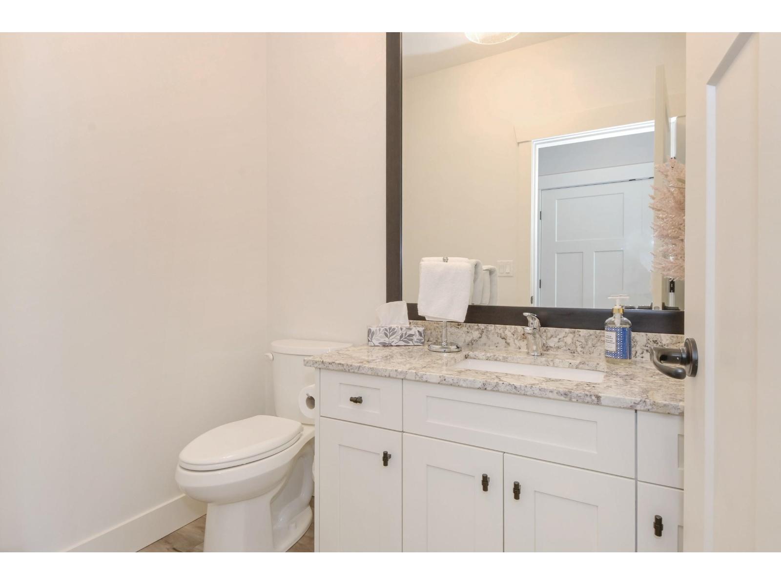 8506 Lakeview Road, Mission, British Columbia  V2V 7L8 - Photo 10 - R3154591