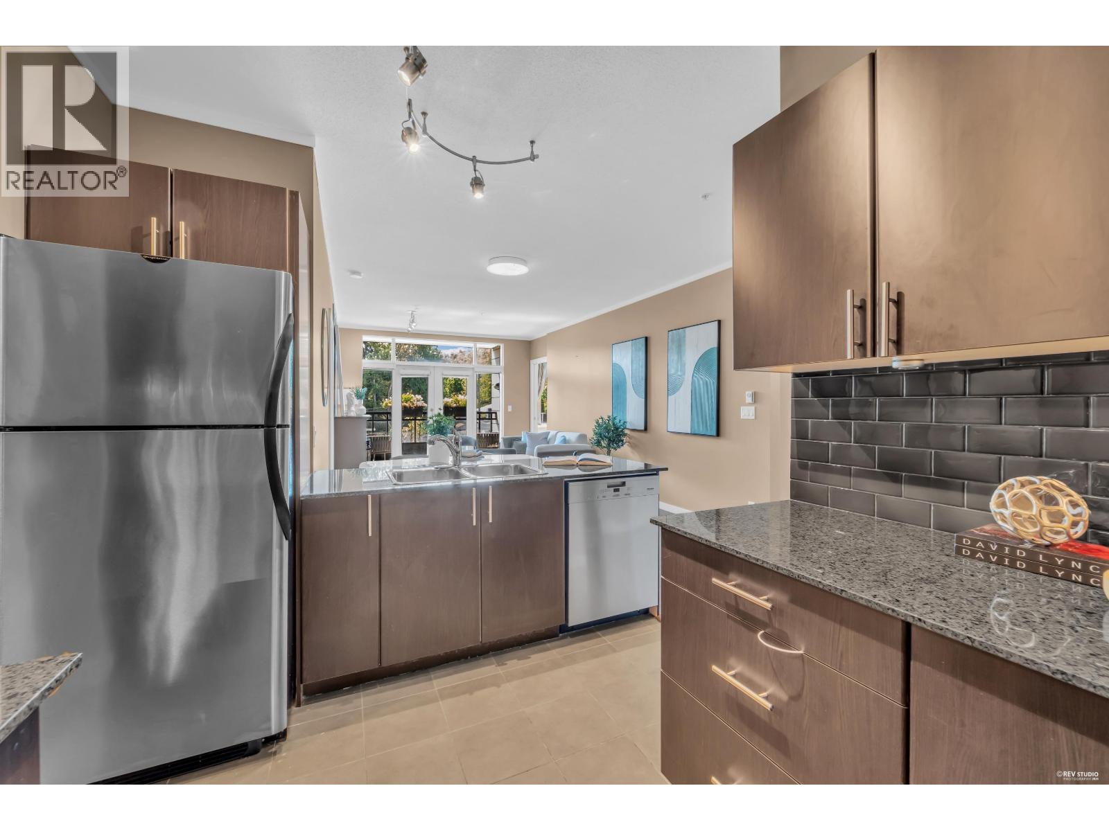 301 4479 W 10th Avenue, Vancouver, British Columbia  V6R 2H8 - Photo 14 - R3155313