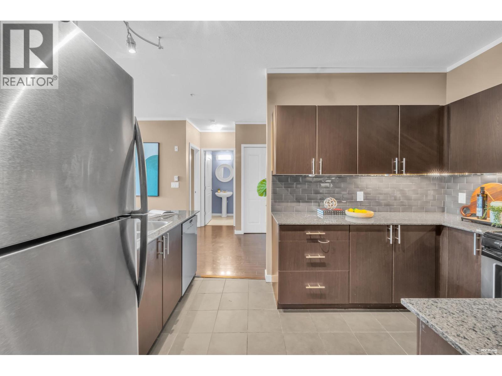 301 4479 W 10th Avenue, Vancouver, British Columbia  V6R 2H8 - Photo 15 - R3155313