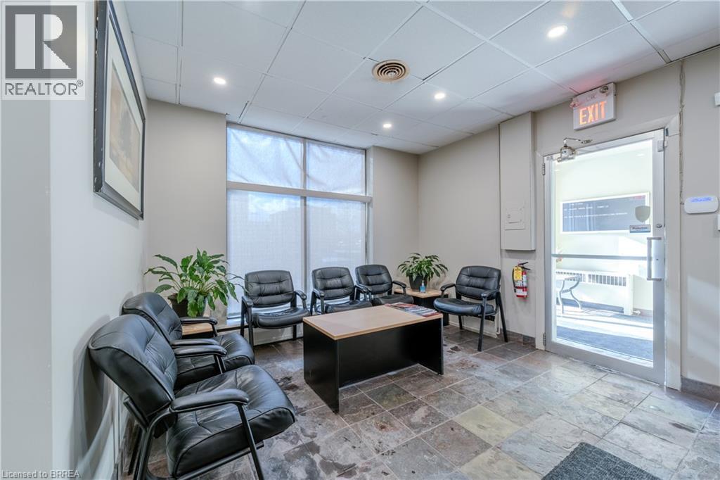 172 Dalhousie Street Unit# Main Floor, Brantford, Ontario  N3T 2J7 - Photo 3 - 40853420