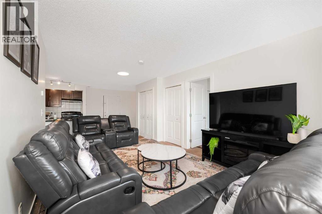423, 195 Kincora Glen Road NW, Calgary, Alberta  T3R 0S3 - Photo 11 - A2329730