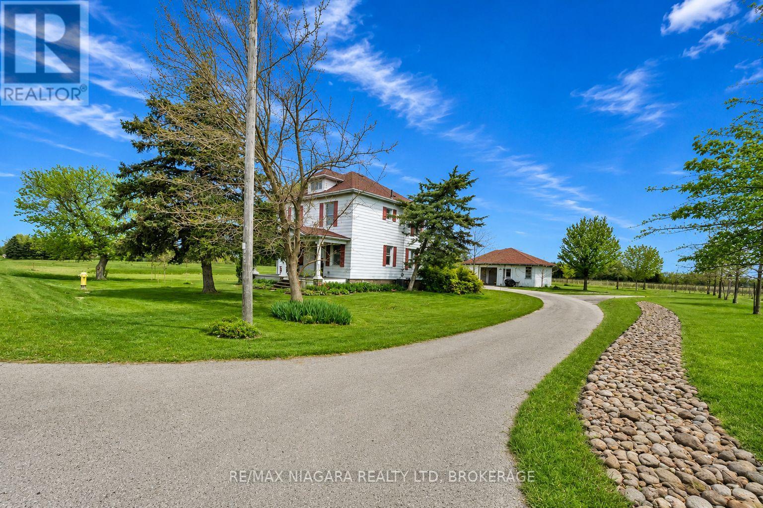 1068 Niagara Stone Road, Niagara-On-The-Lake, Ontario  L0S 1J0 - Photo 1 - X13672126