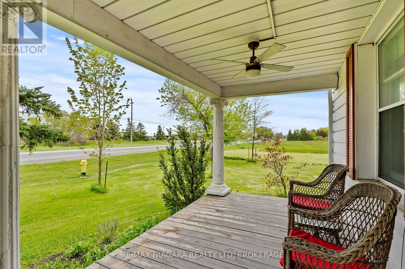 1068 Niagara Stone Road, Niagara-On-The-Lake, Ontario  L0S 1J0 - Photo 4 - X13672126