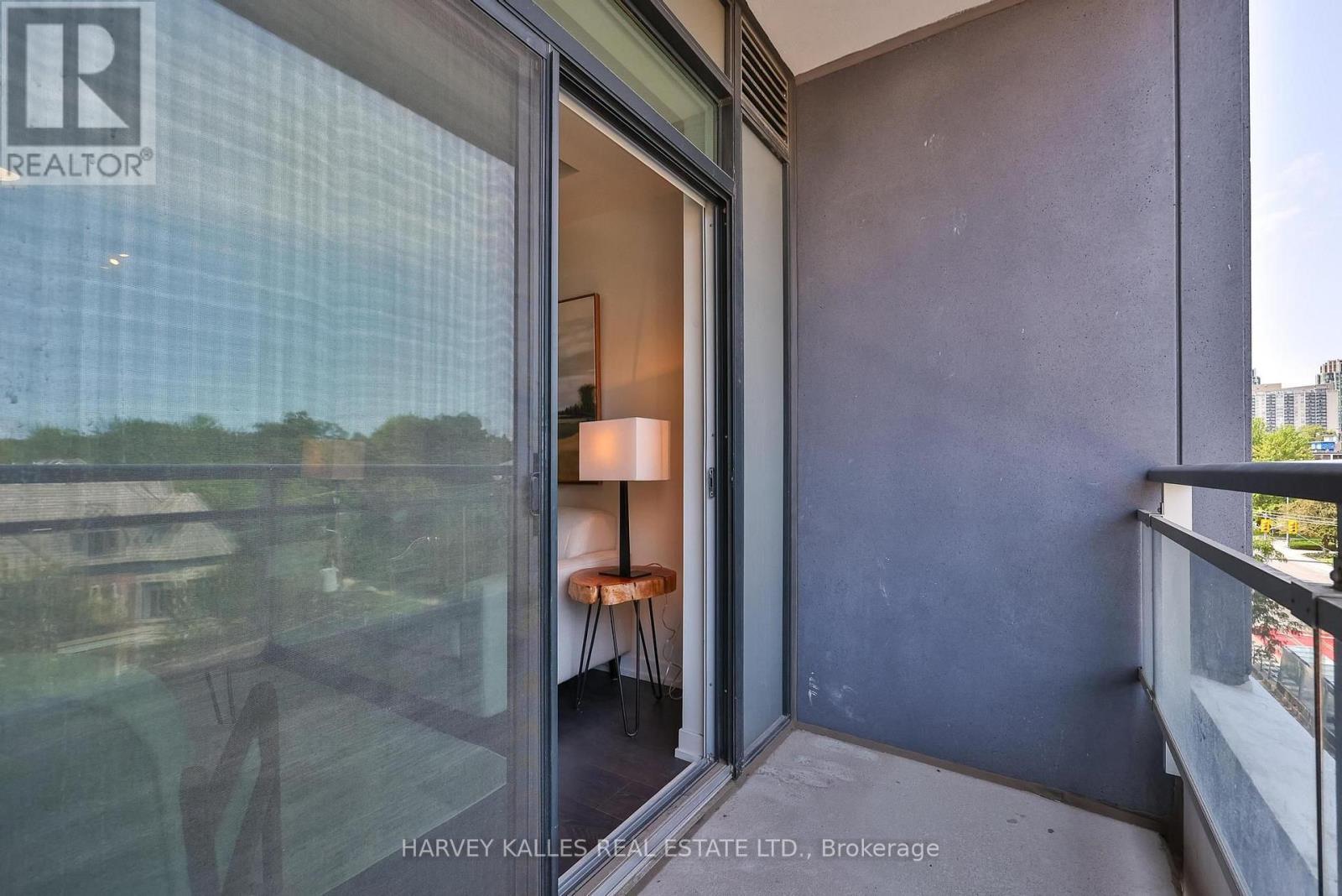410 - 223 St Clair Avenue W, Toronto, Ontario  M4V 0A5 - Photo 27 - C13671046