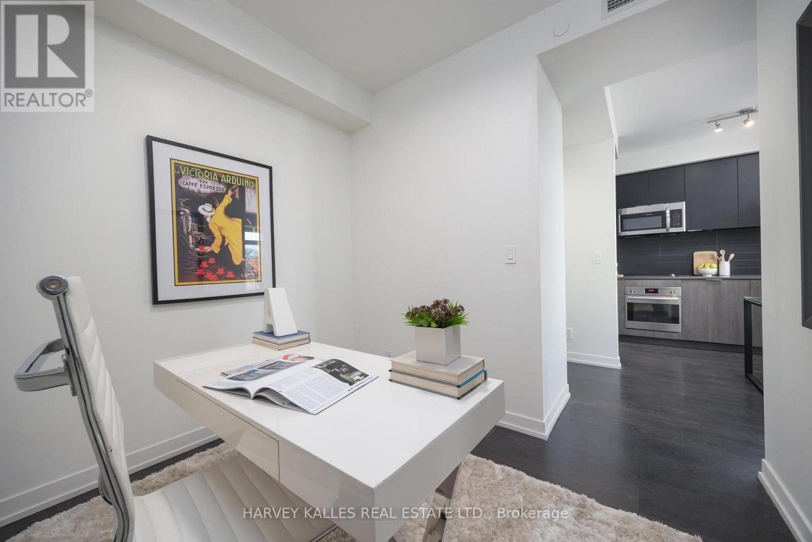 410 - 223 St Clair Avenue W, Toronto, Ontario  M4V 0A5 - Photo 25 - C13671046